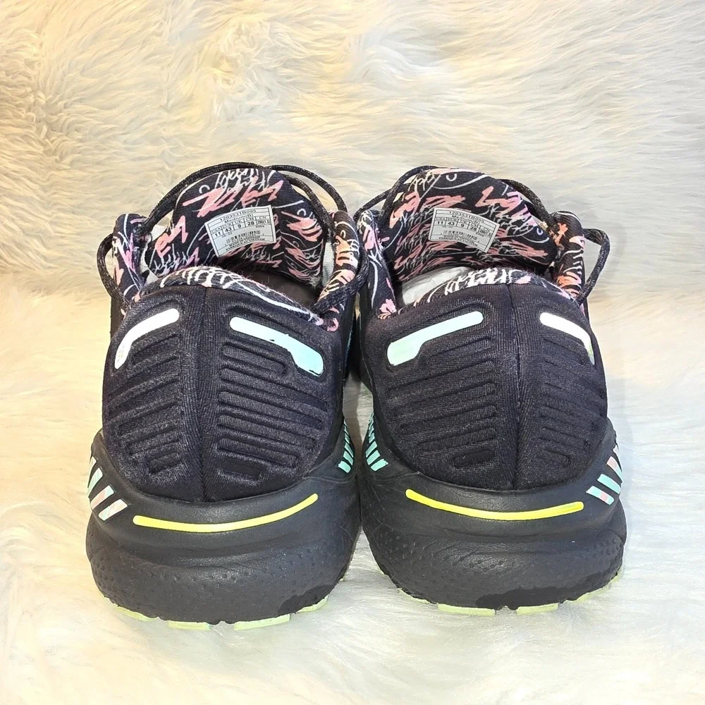 Women's Running Shoes - Brooks Adrenaline GTS 22 Graffiti Print Size 11 - 120353